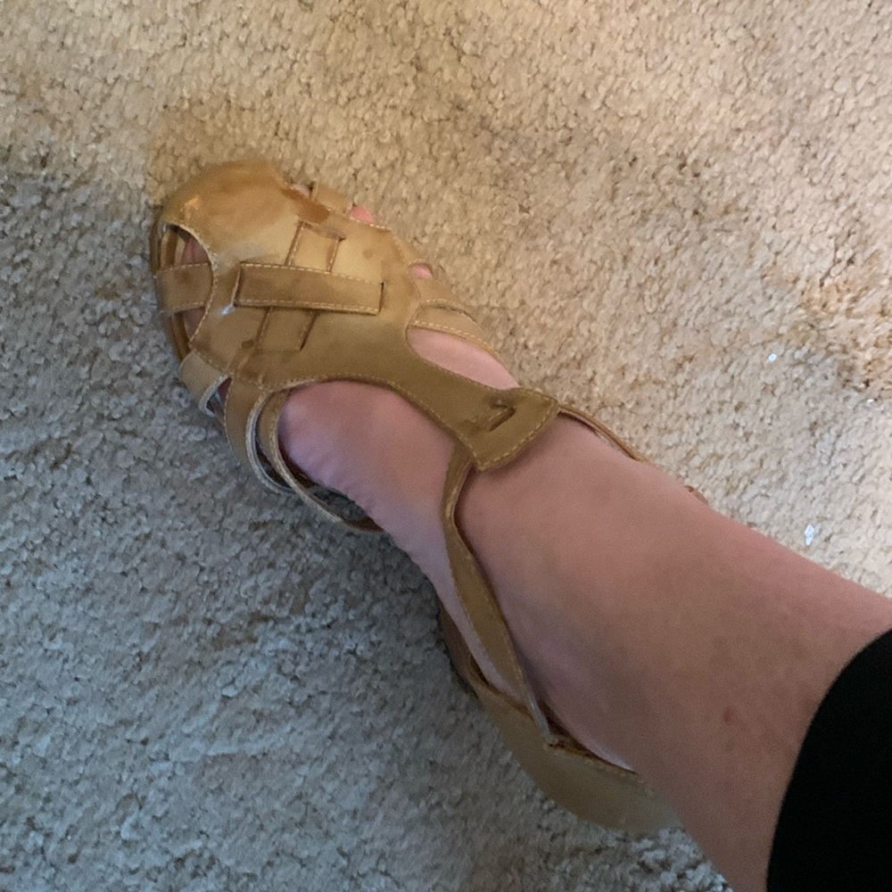 Women’s Shoes